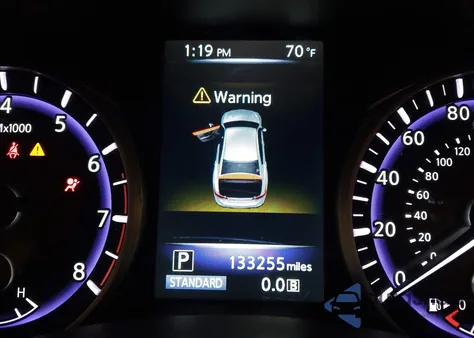 2017 Infiniti Q50 2.0T Premium из США, поврежденный, VIN JN1CV7AR7HM680636